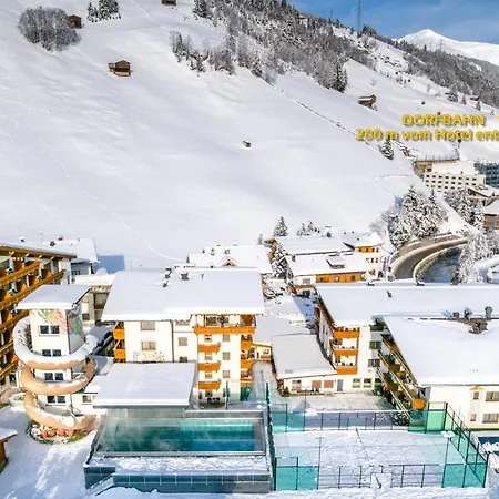 Alpenhof ホテル