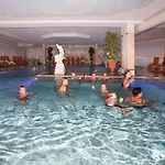 Alpenhof Hotell 4*