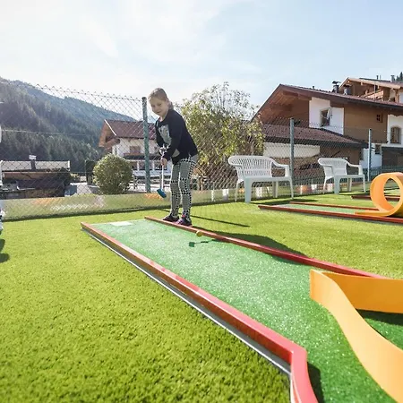 Alpenhof فندق