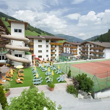 Alpenhof فندق جيرلوس