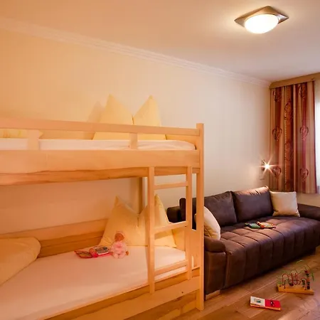 Alpenhof فندق 4*